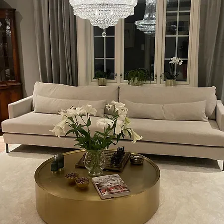 Villa Spacious - High Quality - With Host For Ons *
