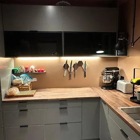 Villa Spacious - High Quality - With Host For Ons *